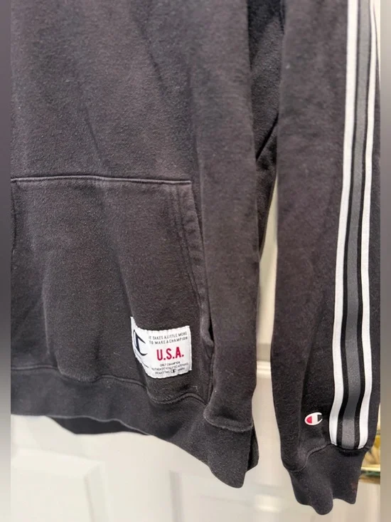 Champion Script Logo Hoodie Men’s Large Black Streetwear Essential Y2K - Picture 5 of 11